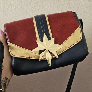 Loungefly Captain Marvel crossbody